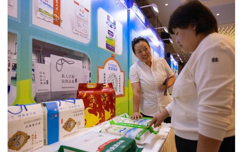 扎赉特旗大米香飘京城 京蒙协作迈上新台阶